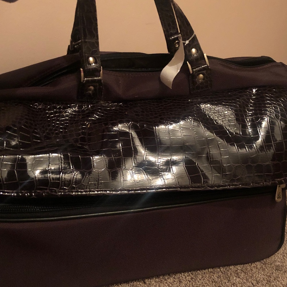 Brown JM Joy Mangano Crocodile-Embossed carry on Bag/rolling suitcase EUC